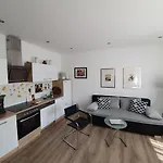 Apartamento Fewofaubelcentro 42 & 54 & 62 M2